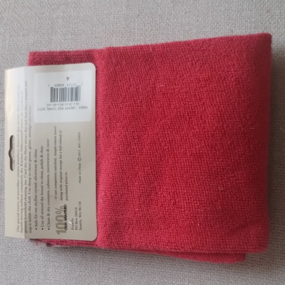 Microfiber 2 Kitchen Towels Red 16 in x 24in - Picture 5 of 6
